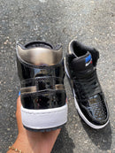 AIR JORDAN 1 HIGH OG ' BLACK METALLIC GOLD '