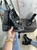 Bota Preta Verniz Salto 5cm