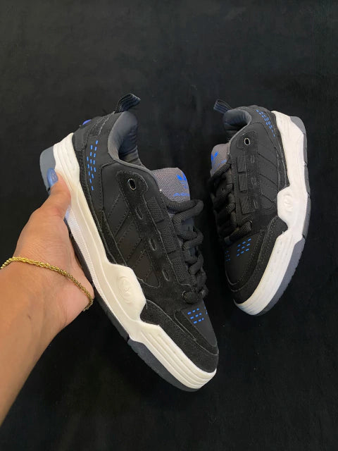 Adidas Adi2000